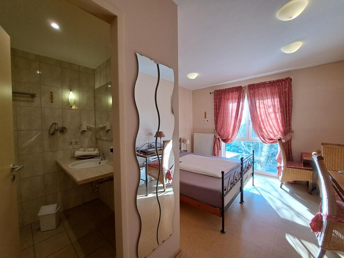 Karlstein am Main Mediterran Hotel Juwel מראה חיצוני תמונה