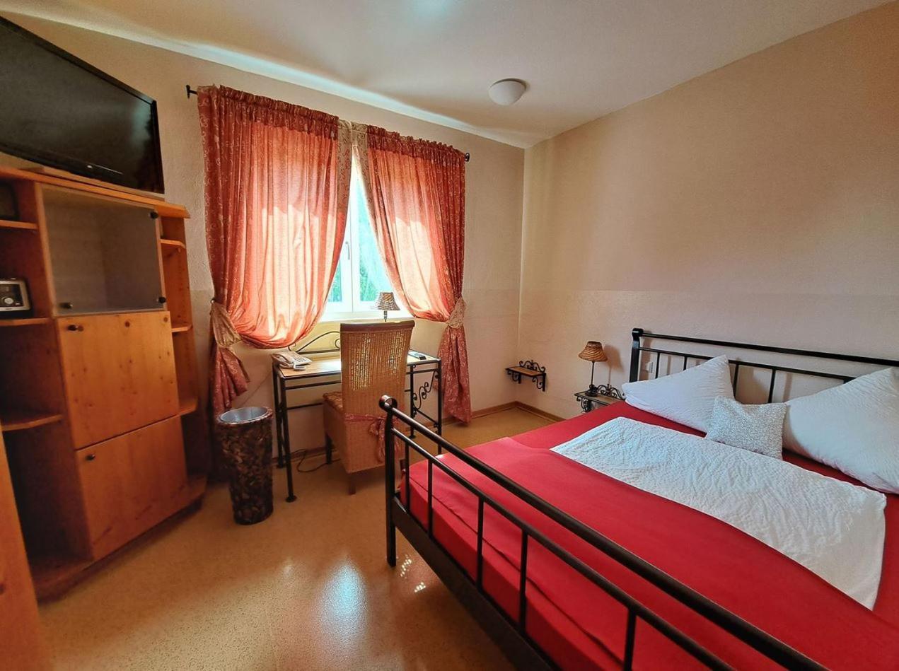 Karlstein am Main Mediterran Hotel Juwel מראה חיצוני תמונה